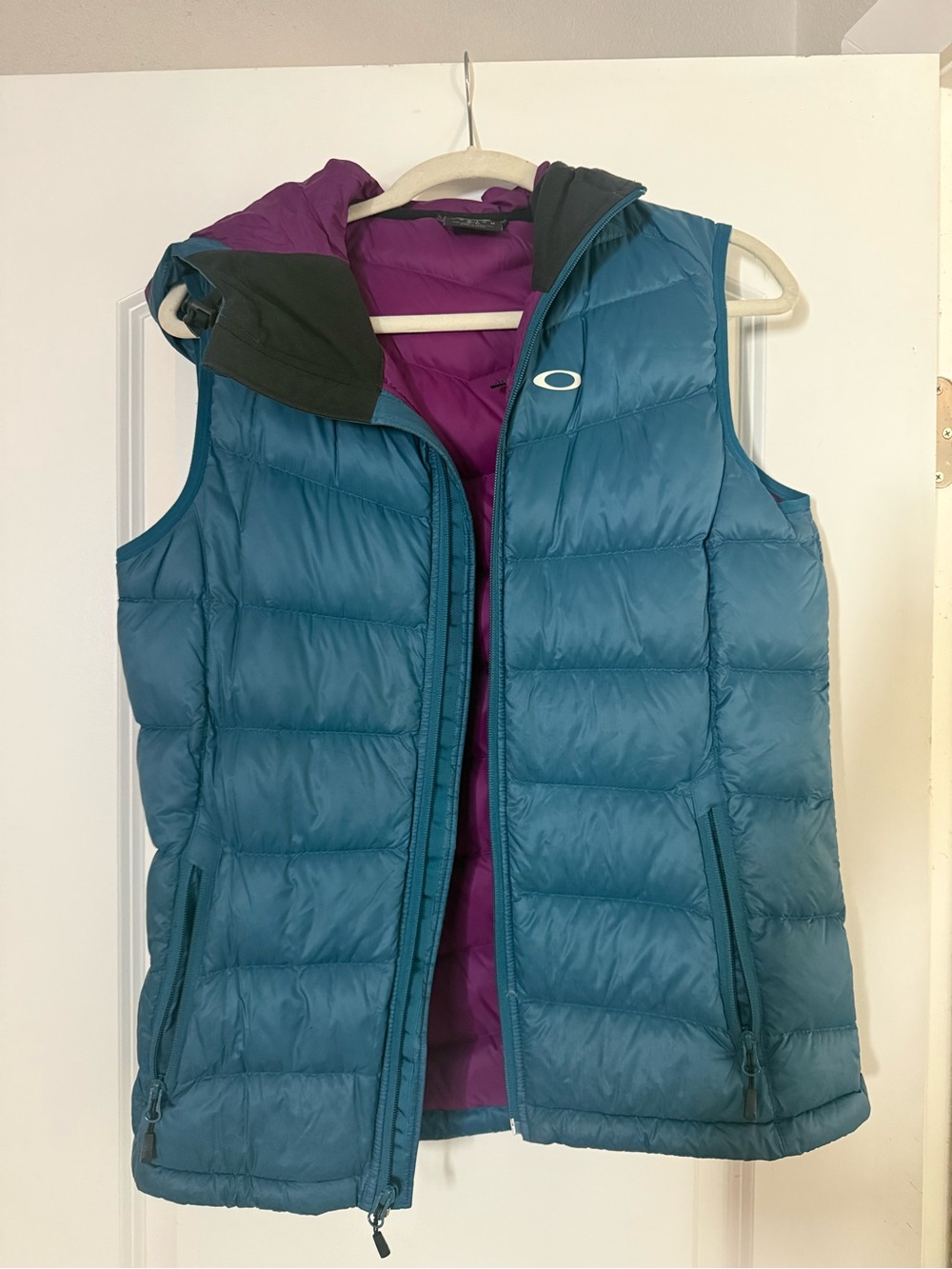 Oakley Teal Puffer Vest with Purple Lining